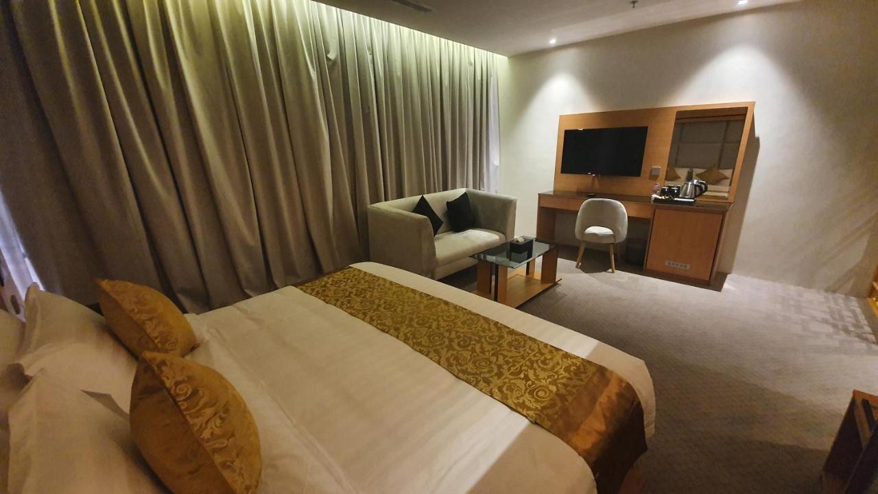 Al Rayyan Tower Hotel Dzsidda Kültér fotó